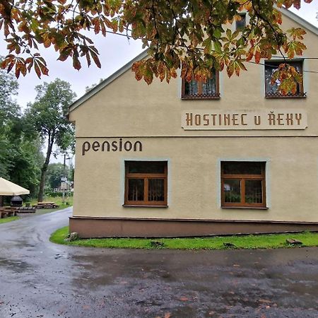 Hostinec U Reky Hotel Ostravice Eksteriør billede