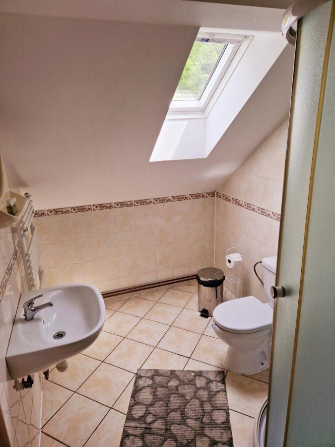 Hostinec U Reky Hotel Ostravice Eksteriør billede