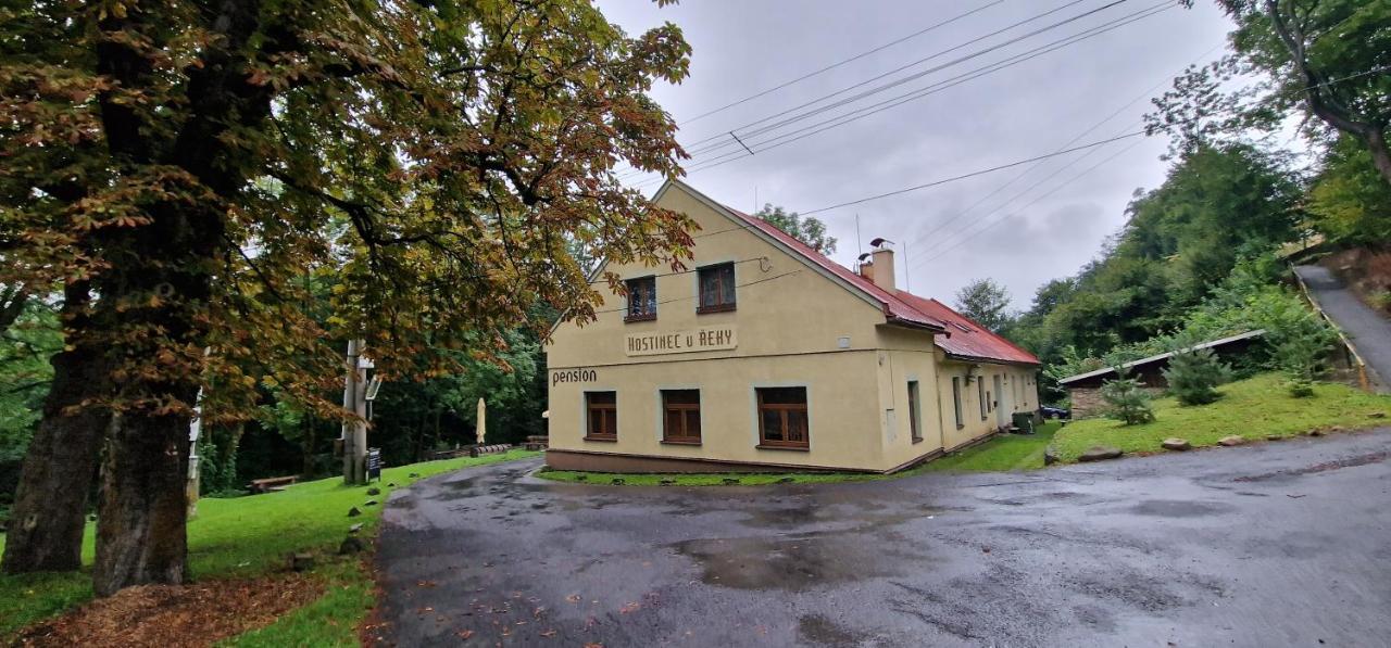 Hostinec U Reky Hotel Ostravice Eksteriør billede